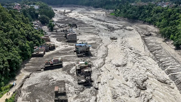 Nepal xarici xilasedicilərin köməyindən imtina edib