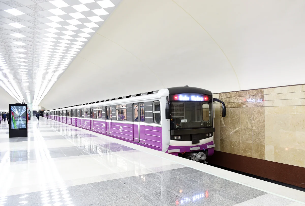 Metropolitendə qatarlararası intervallar azaldılır