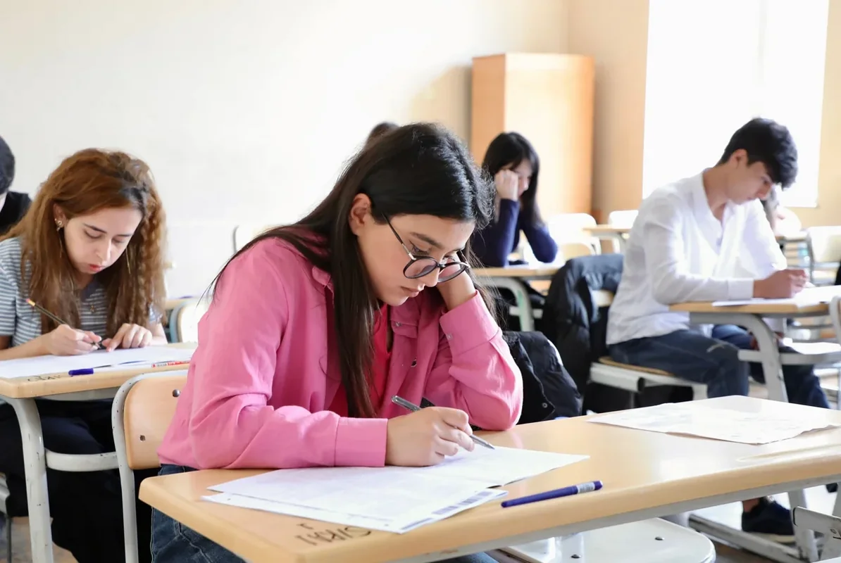 Miqrasiya orqanlarına qulluğa qəbul imtahanında dəyişiklik edilib