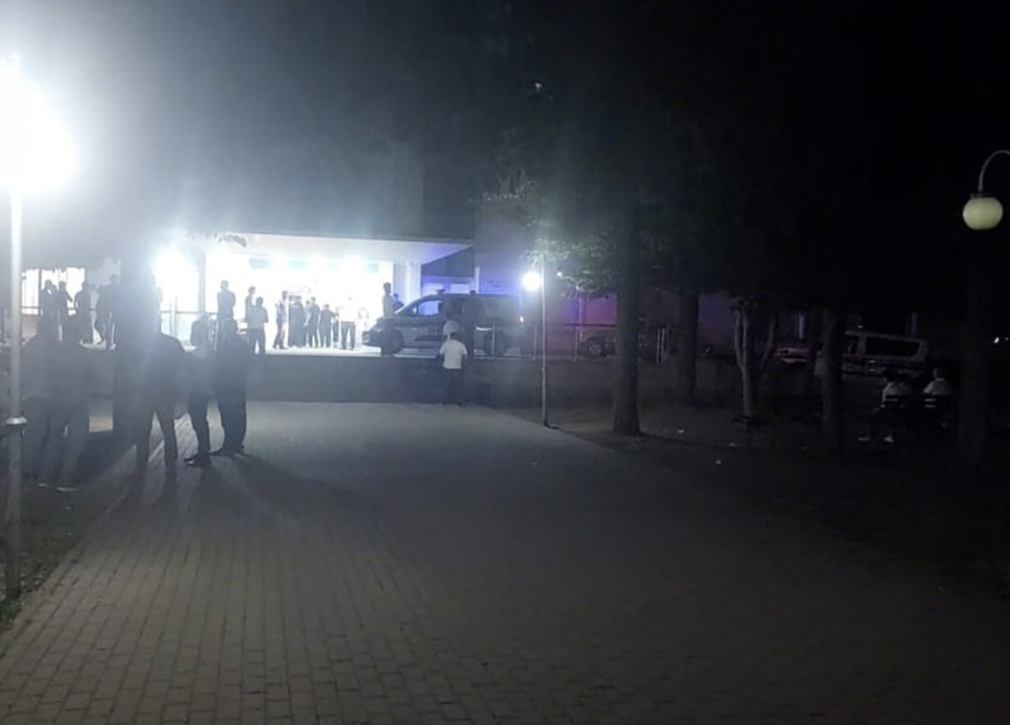 Lənkəranda yeniyetmə tanışı tərəfindən döyülərək ağır xəsarət alıb