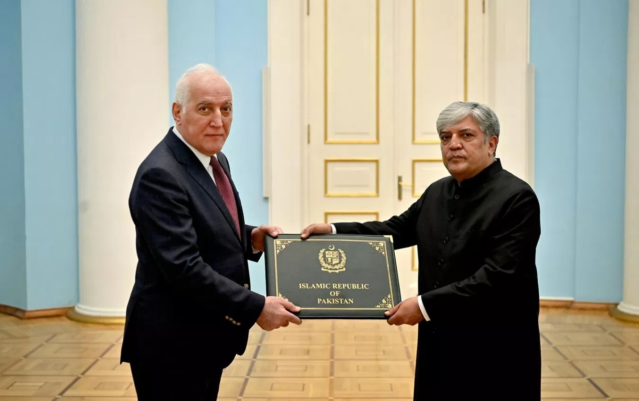 Pakistan Ermənistana ilk səfirini təyin edib