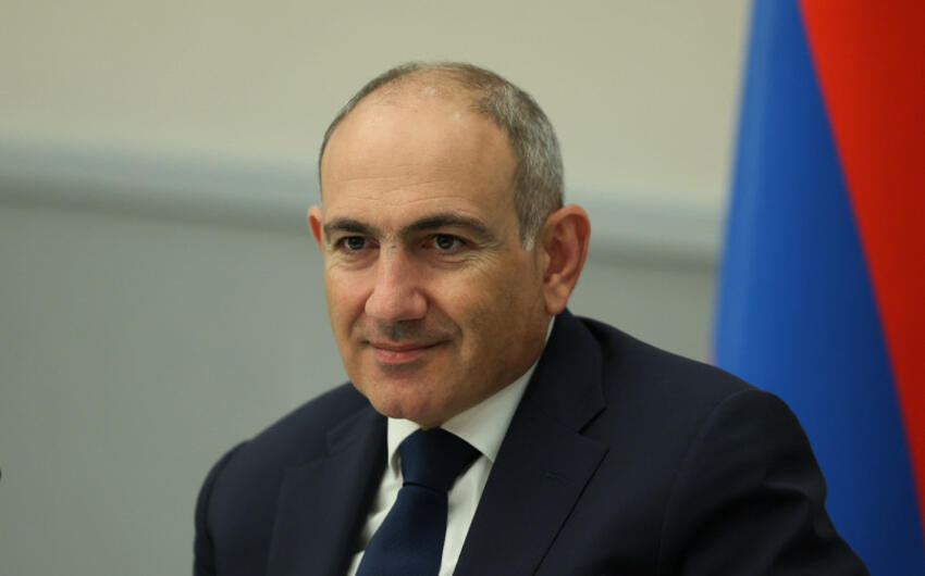 Paşinyan Fransaya işgüzar səfərə gedib